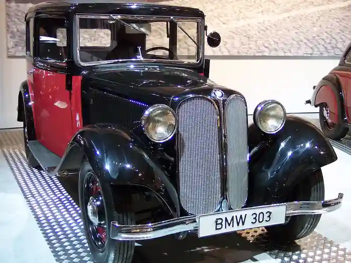 BMW 303