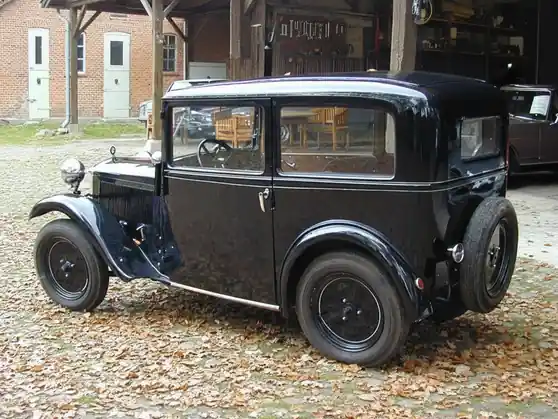 BMW 3/20 PS – visibly longer wheelbase