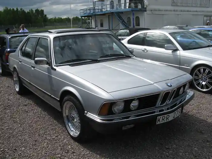 BMW E23 – 7 Series