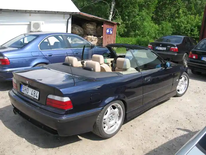 BMW E36 – factory cabriolet